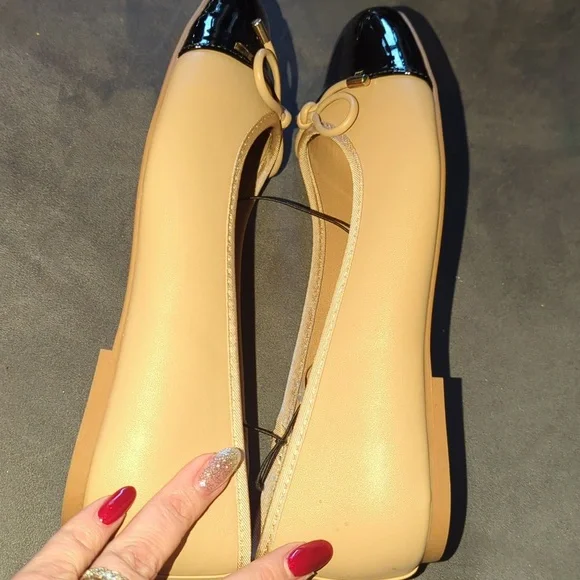 Wide Width Flats - Picture 5 of 11